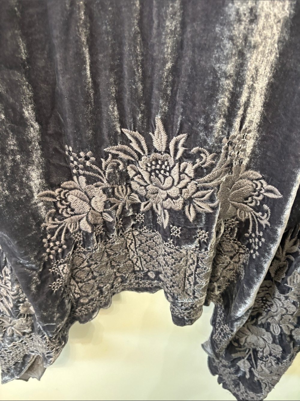 Johnny Was Daniella crushed velvet embroidered draped open front cardigan Small - Picture 8 of 8